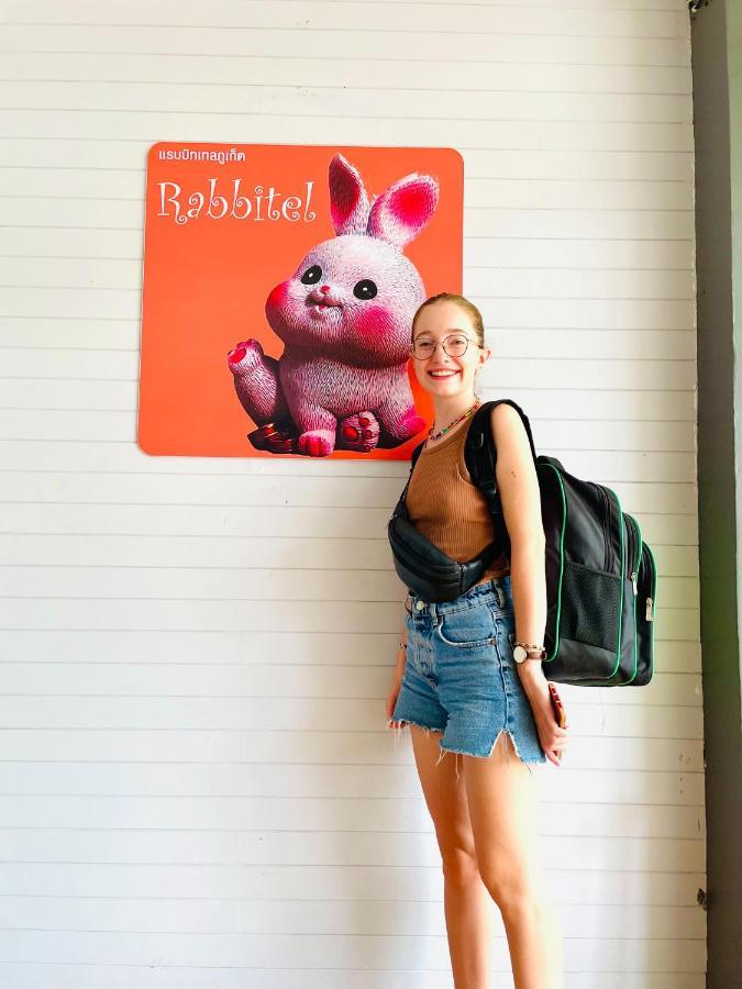 Auberge de jeunesse Rabbitel Phuket Extérieur photo