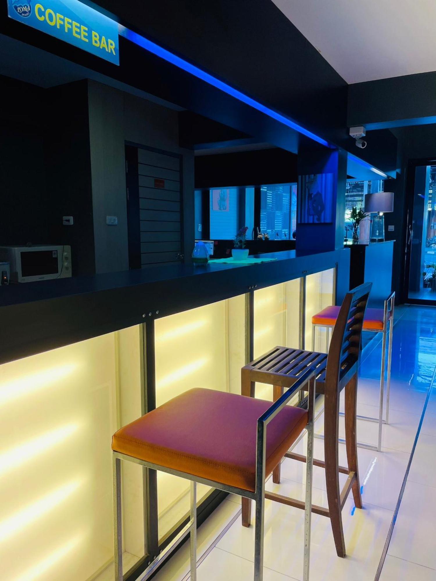 Auberge de jeunesse Rabbitel Phuket Extérieur photo