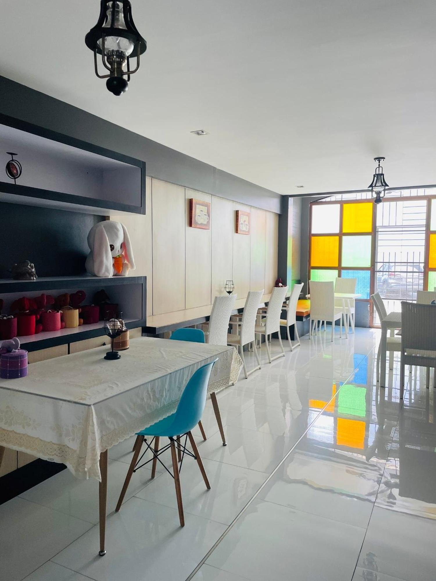 Auberge de jeunesse Rabbitel Phuket Extérieur photo